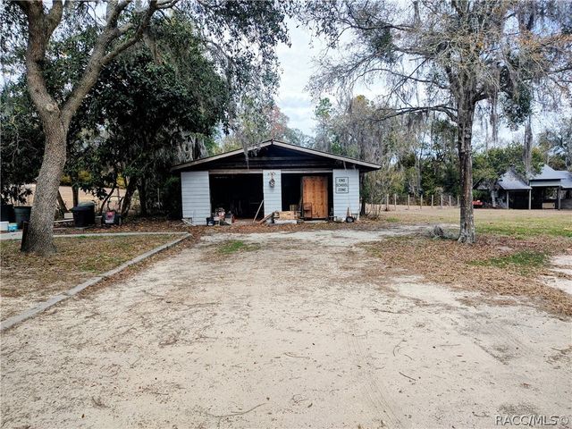 5149 W Evita Lane, Dunnellon, FL 34433