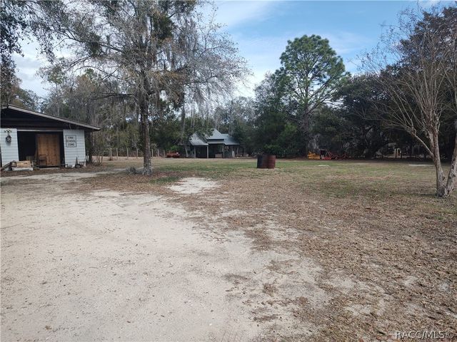 5149 W Evita Lane, Dunnellon, FL 34433