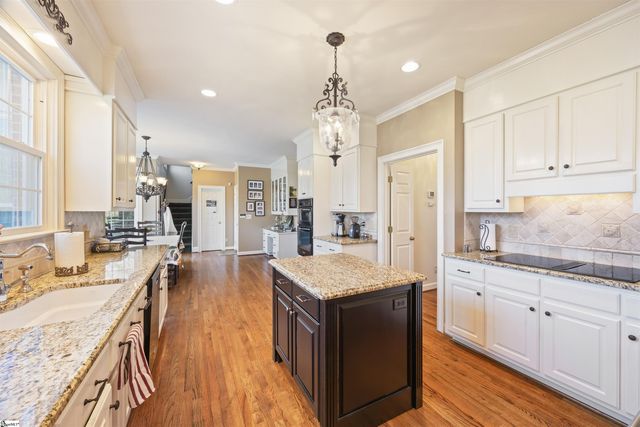 104 Laurel Oak Trail, Simpsonville, SC 29681