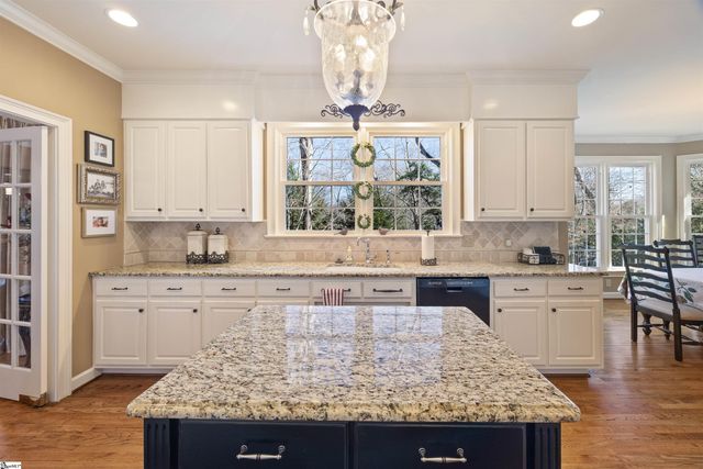 104 Laurel Oak Trail, Simpsonville, SC 29681