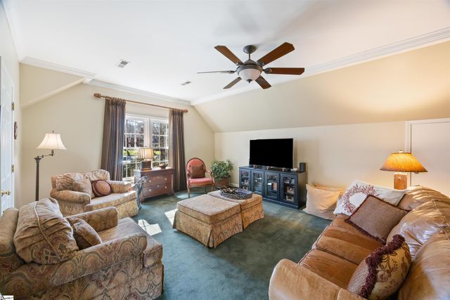 104 Laurel Oak Trail, Simpsonville, SC 29681