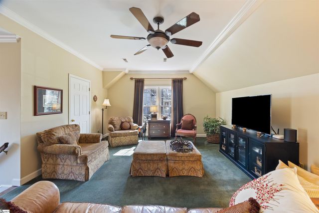 104 Laurel Oak Trail, Simpsonville, SC 29681