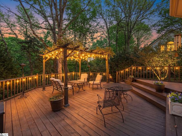 104 Laurel Oak Trail, Simpsonville, SC 29681