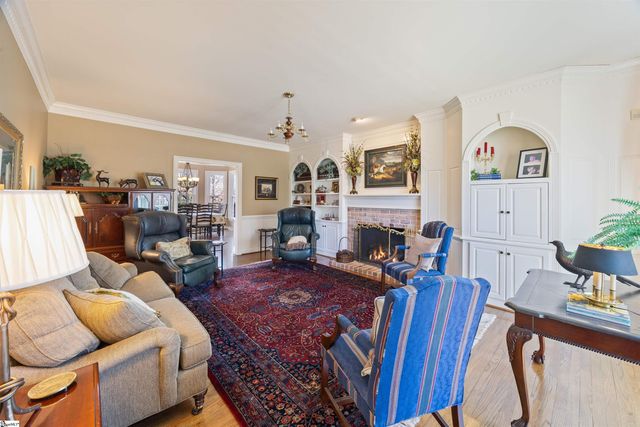 104 Laurel Oak Trail, Simpsonville, SC 29681