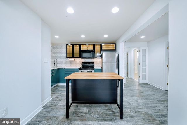 1930 18th St NW Apt B1, Washington, DC 20009