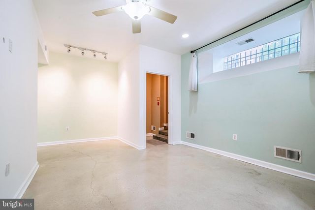 1930 18th St NW Apt B1, Washington, DC 20009