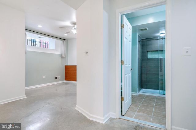 1930 18th St NW Apt B1, Washington, DC 20009