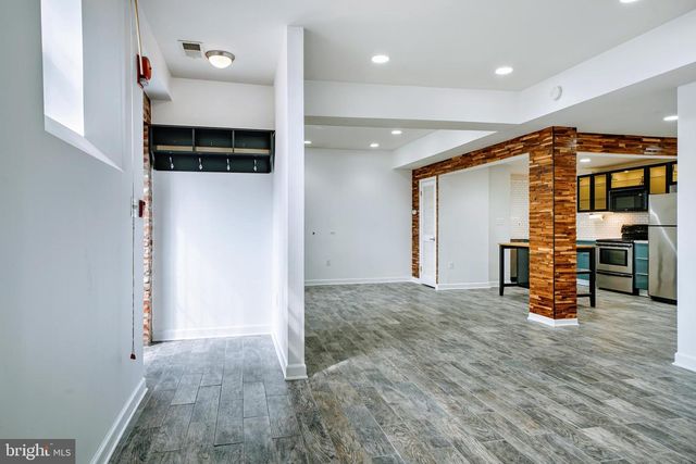1930 18th St NW Apt B1, Washington, DC 20009