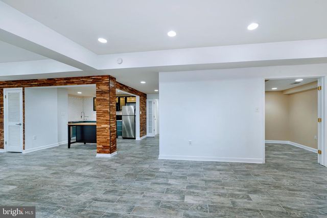 1930 18th St NW Apt B1, Washington, DC 20009
