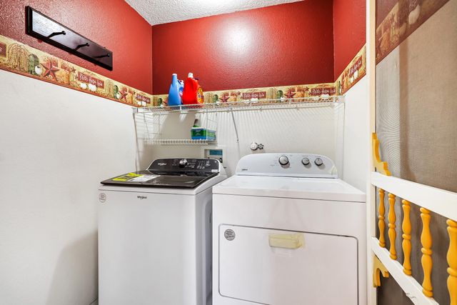 58 Avenida Jardin, Los Lunas, NM 87031