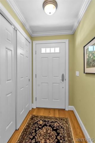 44 Parkwood Drive, Amherst, NY 14226