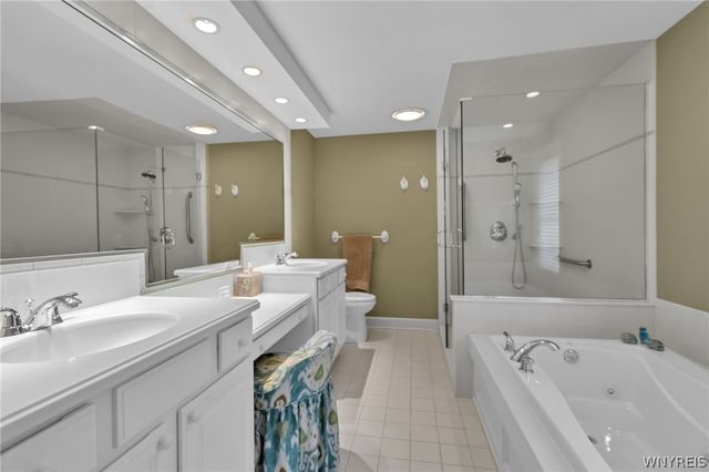 44 Parkwood Drive, Amherst, NY 14226