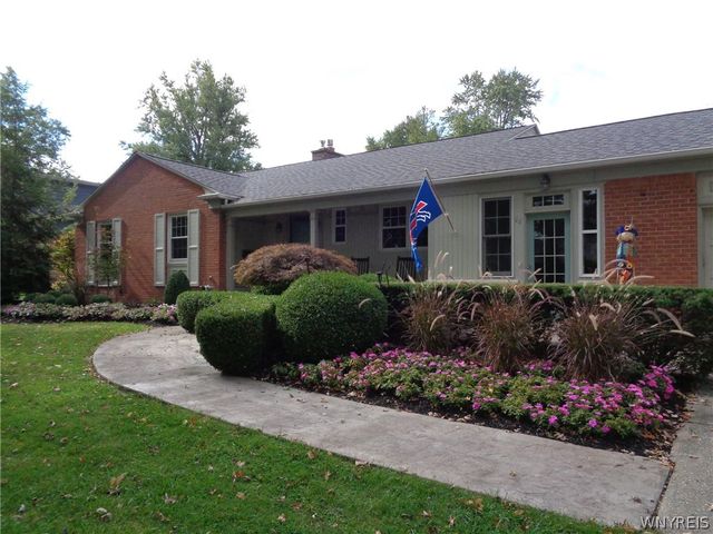 44 Parkwood Drive, Amherst, NY 14226