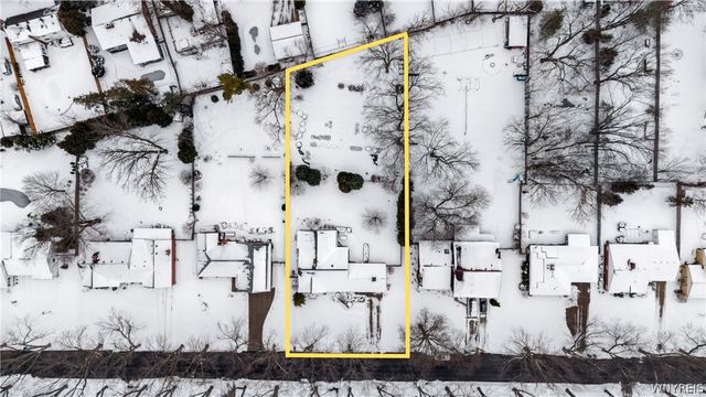 44 Parkwood Drive, Amherst, NY 14226