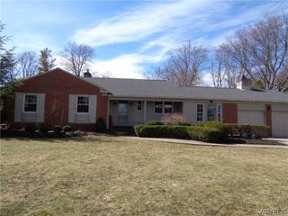 44 Parkwood Drive, Amherst, NY 14226
