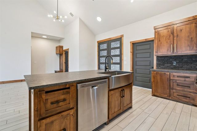 9380 Tallpines Road, Noble, OK 73086