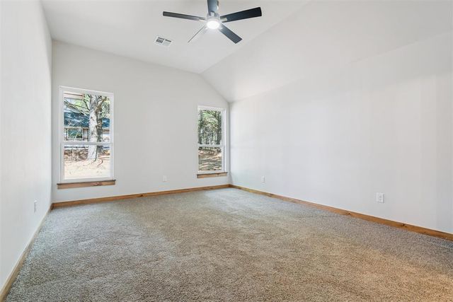 9380 Tallpines Road, Noble, OK 73086