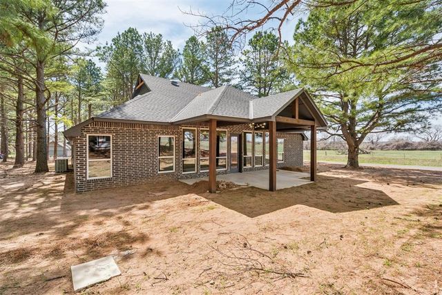 9380 Tallpines Road, Noble, OK 73086