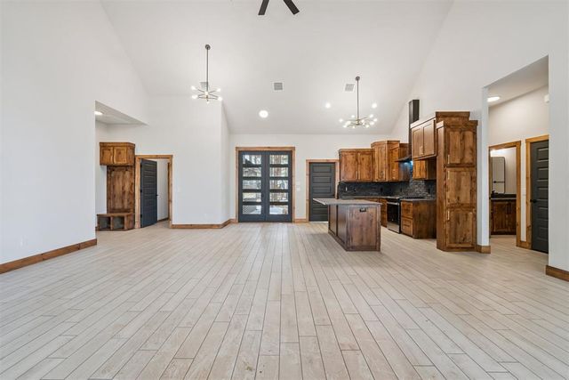 9380 Tallpines Road, Noble, OK 73086