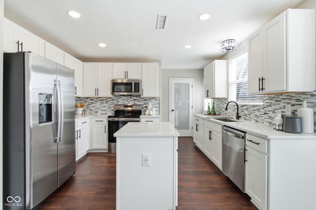 12328 Quarry Face Court, Fishers, IN 46037