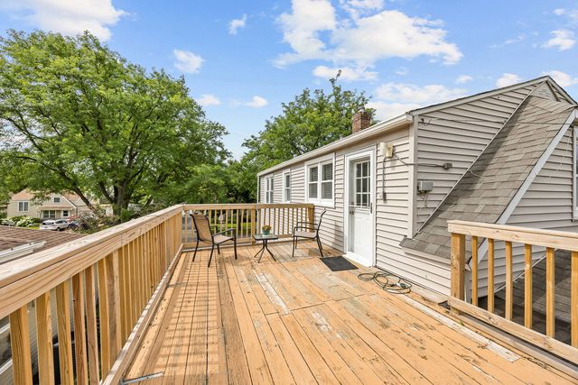 548 Prairie Avenue, Downers Grove, IL 60515