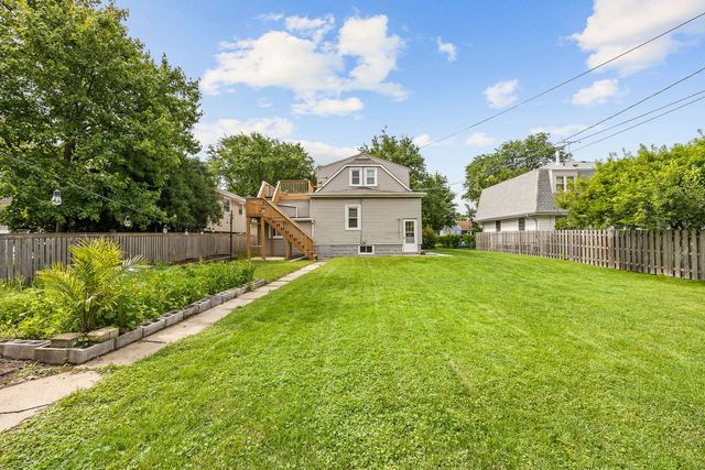 548 Prairie Avenue, Downers Grove, IL 60515