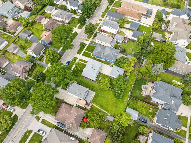 548 Prairie Avenue, Downers Grove, IL 60515