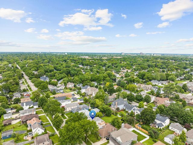 548 Prairie Avenue, Downers Grove, IL 60515
