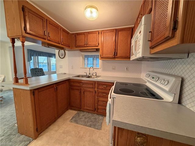 4680 Washington WAY W, Estero, FL 33928