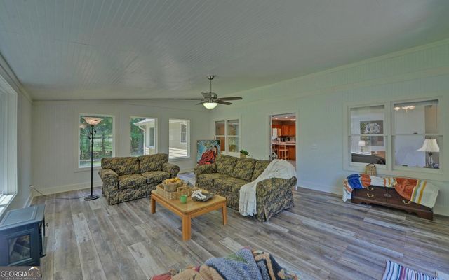 194 Harvey Lane, Lavonia, GA 30553
