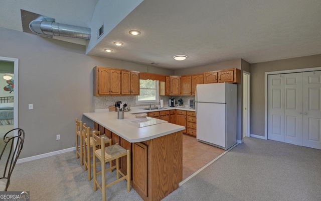 194 Harvey Lane, Lavonia, GA 30553