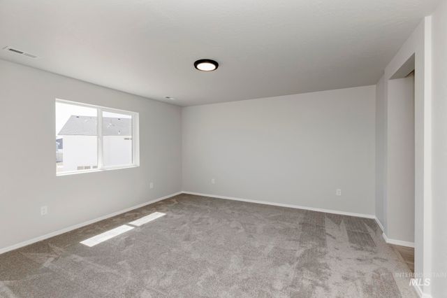 5008 Blue Silver St, Caldwell, ID 83605