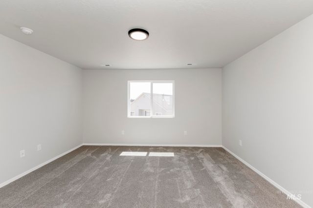 5008 Blue Silver St, Caldwell, ID 83605