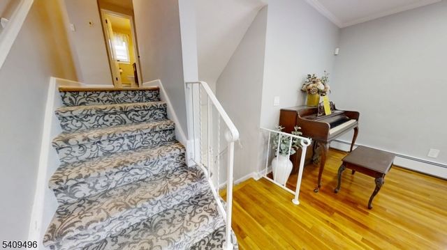 933 Douglas Ter, Union Twp., NJ 07083