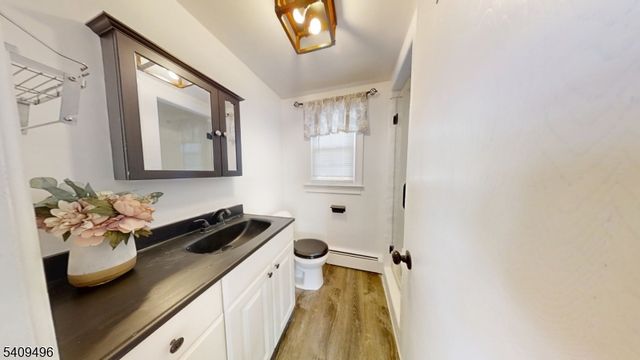 933 Douglas Ter, Union Twp., NJ 07083