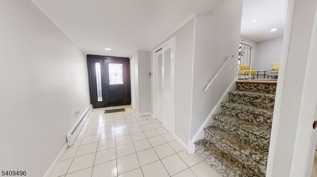 933 Douglas Ter, Union Twp., NJ 07083