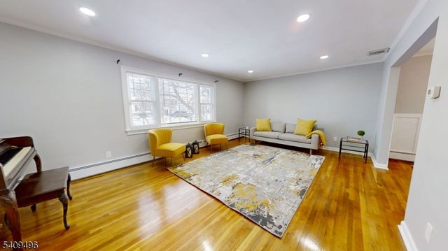 933 Douglas Ter, Union Twp., NJ 07083