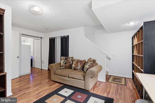 310 STABLE VIEW TER NE, Leesburg, VA 20176