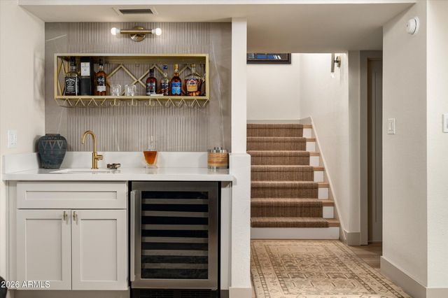 8068 E DEL TRIGO Road, Scottsdale, AZ 85258