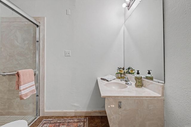 12621 Valleywood Drive, Little Rock, AR 72211