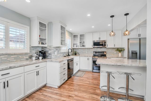 525 Nottingham Dr, Brentwood, CA 94513