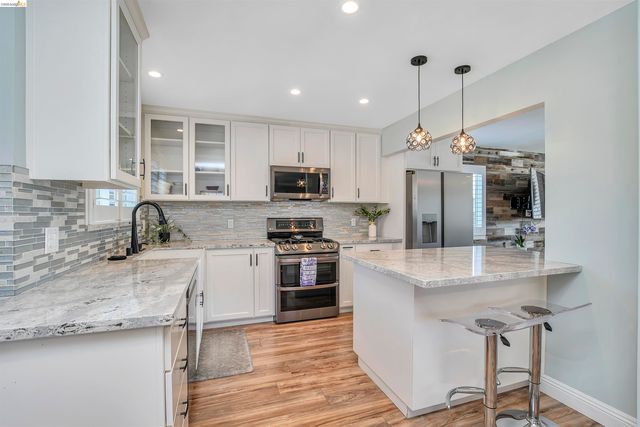 525 Nottingham Dr, Brentwood, CA 94513
