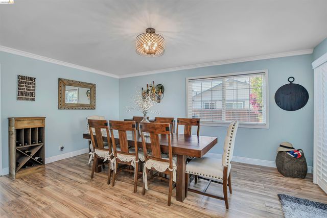 525 Nottingham Dr, Brentwood, CA 94513