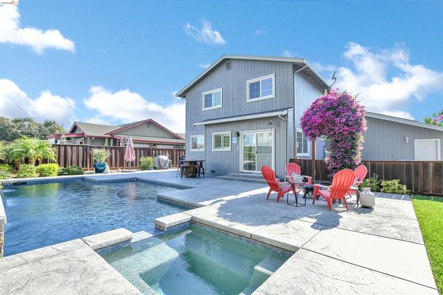 525 Nottingham Dr, Brentwood, CA 94513