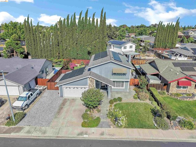 525 Nottingham Dr, Brentwood, CA 94513