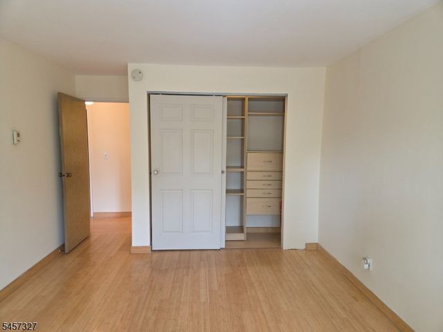 468 Liberty St 201, Little Ferry Boro, NJ 07643