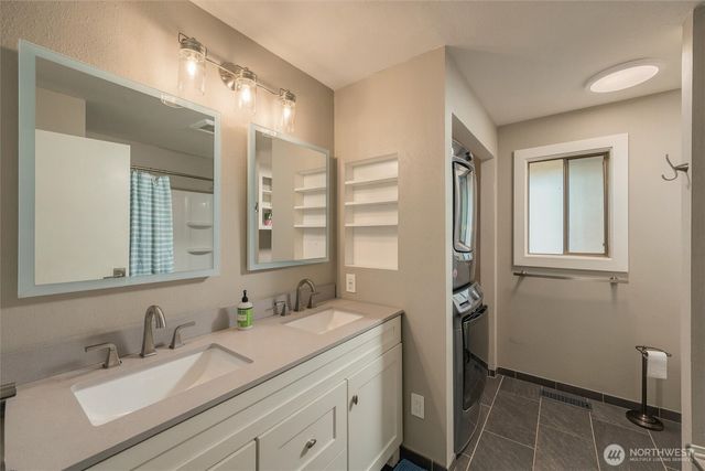 50 Sudden Valley Drive, Bellingham, WA 98229