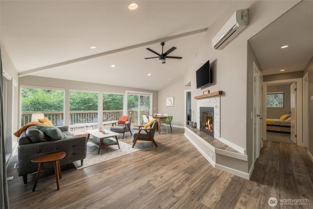 50 Sudden Valley Drive, Bellingham, WA 98229