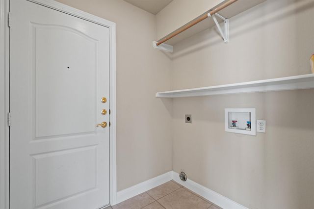 8800 Hazelhurst DR 65, Austin, TX 78729