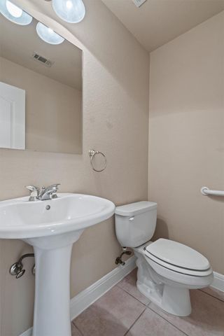 8800 Hazelhurst DR 65, Austin, TX 78729